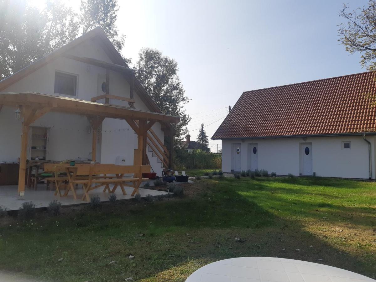 Mirella Rooms Палич Экстерьер фото