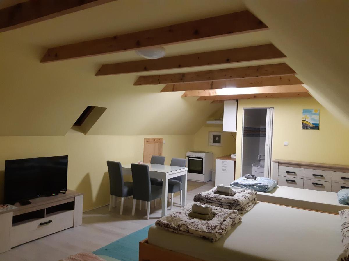 Mirella Rooms Палич Экстерьер фото